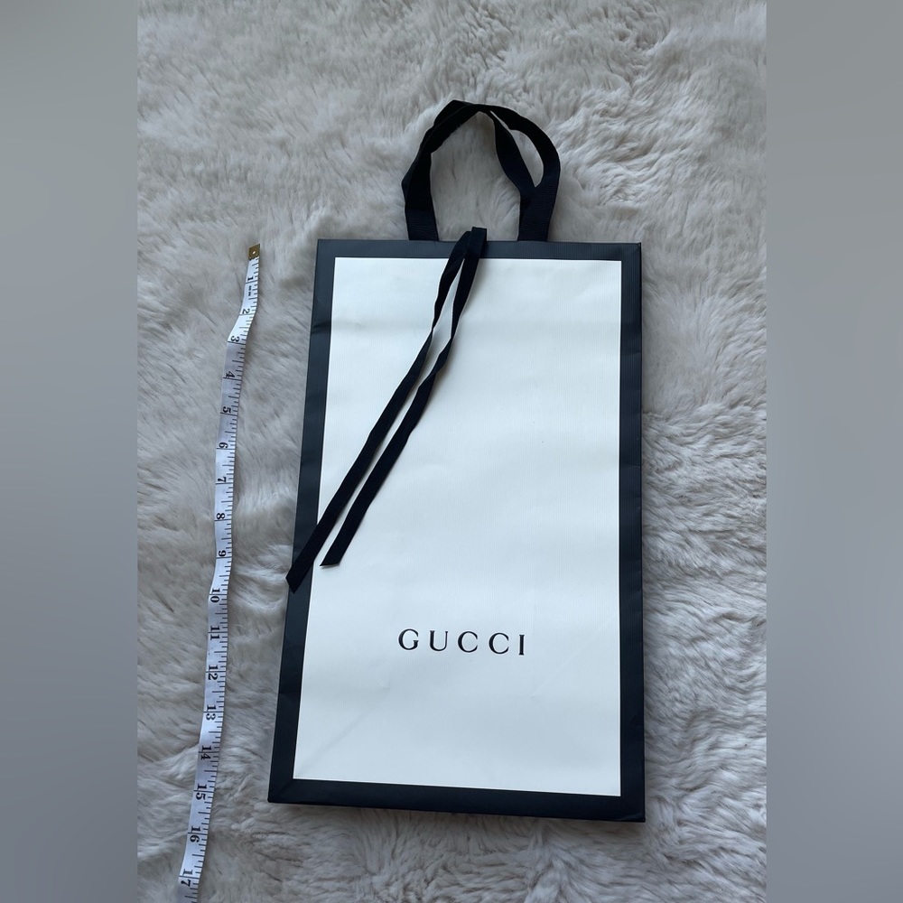 Gucci gift shopping bag